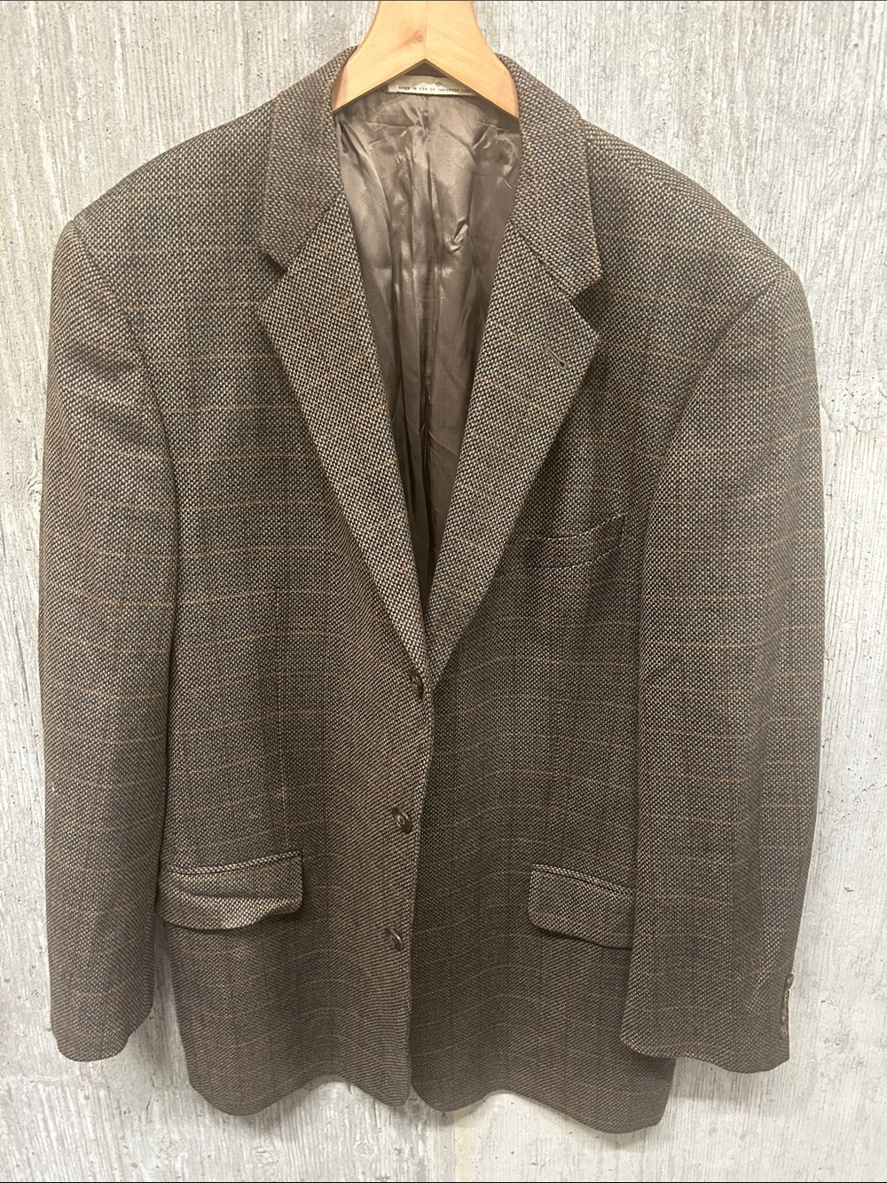 Men's Brown Plaid Sport Coat - Tailored Wool-Blend Blazer 43